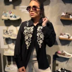 Camisa manga larga negra con bordano western nude