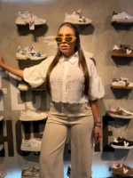 Pantalón beige palazzo pinzas - Imagen 2