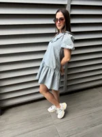 Vestido de jean con cuello de solapas - Imagen 2
