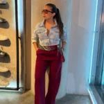Pantalón vino palazzo con botón