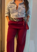 Pantalón vino palazzo con botón - Imagen 2