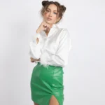 Falda de cuerina verde