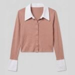 Camisa beige cuello y mangas blancas