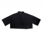 Crop top negro con bolsillos